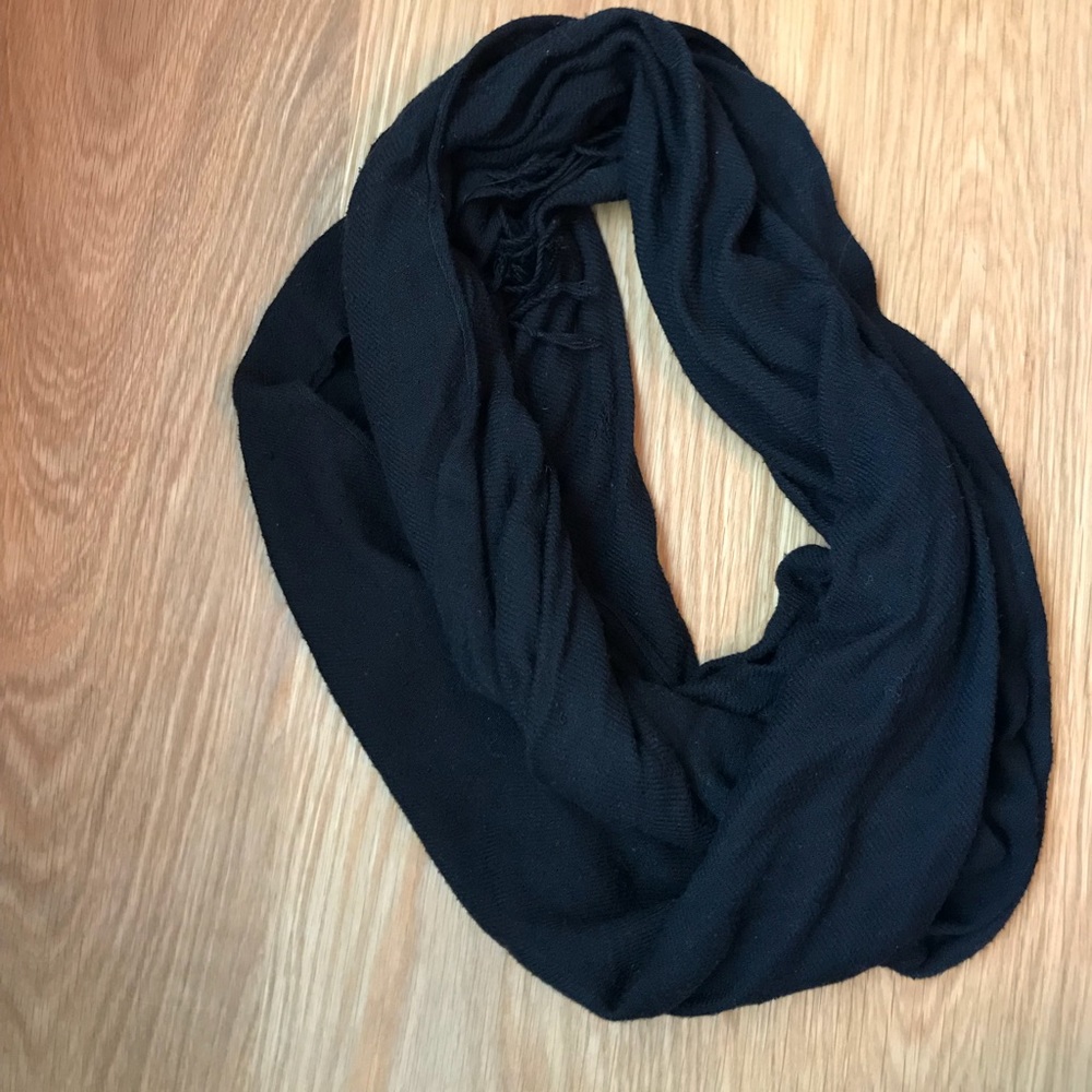 Black scarf